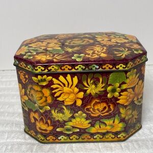 Vintage Daher Octagon Hinged Tin Floral Autumn Box Made in England